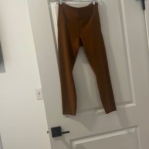 Lululemon InStill High Rise leggings 25"